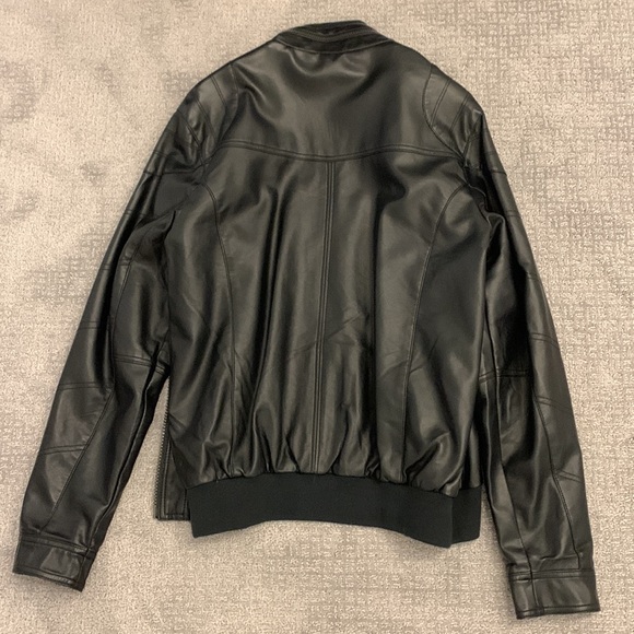 NWOT Esprit Black Faux Leather Bomber with Zippered Detail Around Collar - Picture 7 of 12